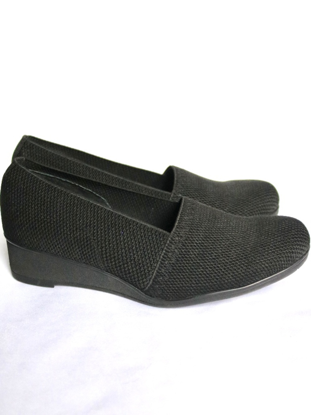 San Miguel Shoe Black Elastic Stretch Knit Shoes Women's Size 7.5 Travel Slip On